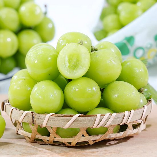 Fresh Shine Muscat Grape – Premium Seedless Green Grapes Bulk Export, Dynamic Fresh-Keeping 40 Days, 25 Days Sea Freight Ready – China Origin B2B Wholesale (2 Pieces Min Order)